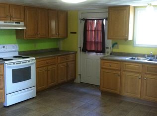 13 Anthony St, Coventry, RI 02816