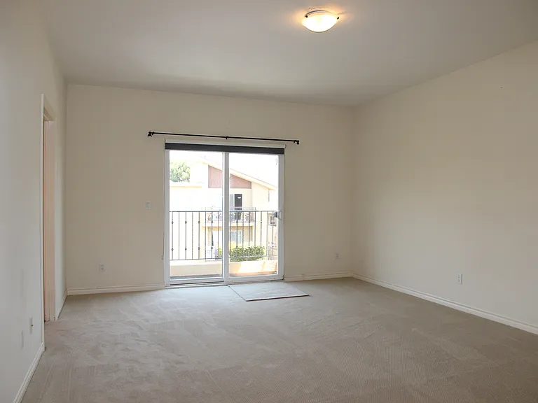 11871 Iowa Ave #104 — Photo 12
