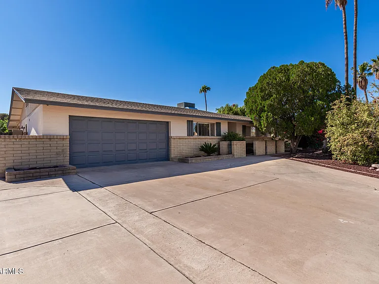 2311 W Del Oro Cir — Photo 37