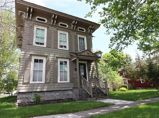 101 E Main St, Sackets Harbor, NY 13685