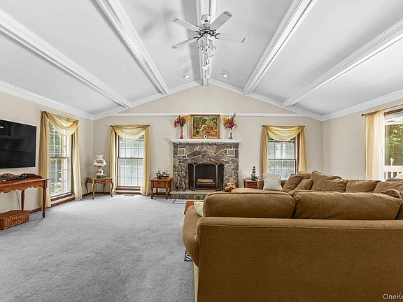 5th image of 141 Gage Road
