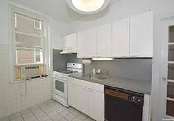 5th image of 41-08 43rd St #2K