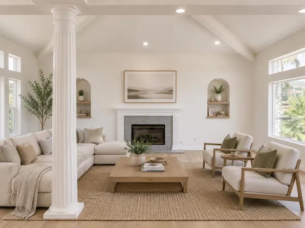 1522 Maxwell Ln, Vista, CA 92084