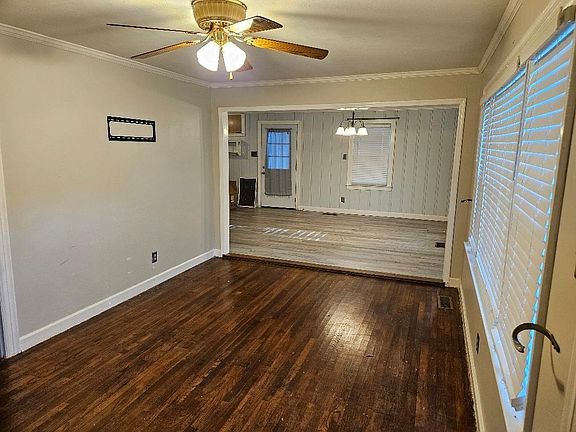 3rd image of 1020 N Lafayette Ave