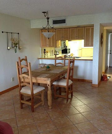 4th image of 300 Columbia Dr #204-2