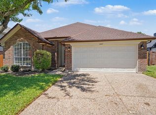6017 Hilltop Dr, Watauga, TX 76148