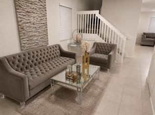 237 SW 159th Way, Hollywood, FL 33027