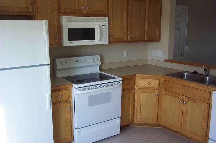 2nd image of 16020 Prairie Way