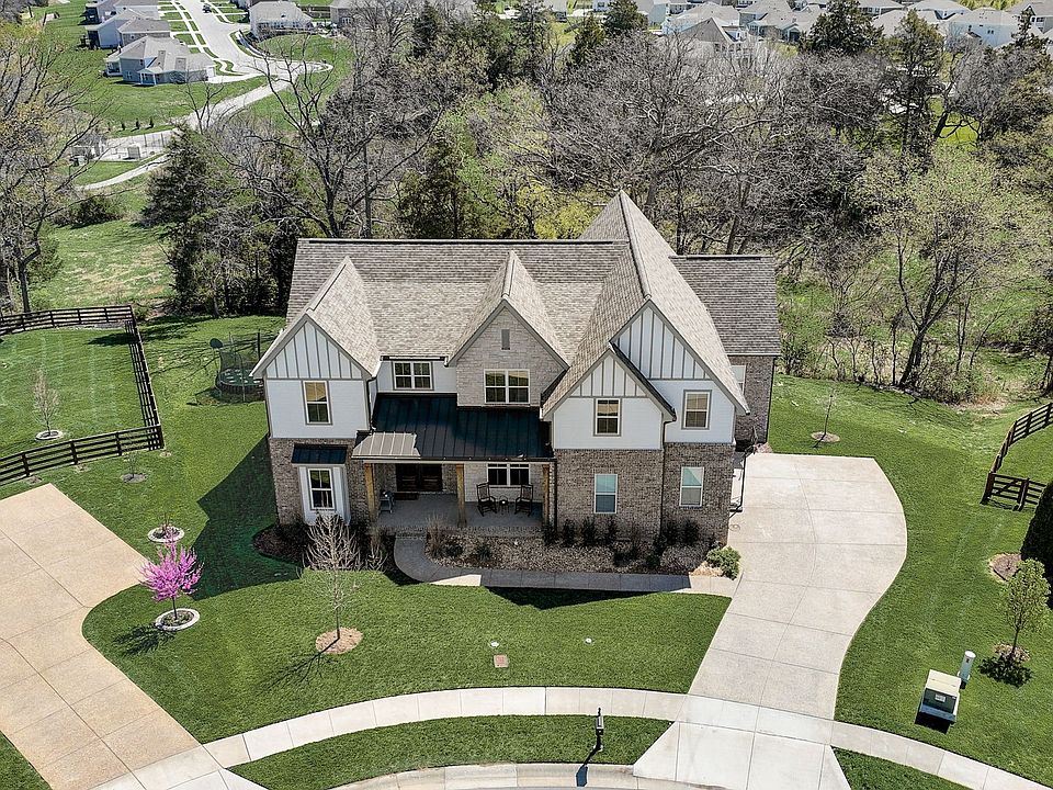 1st image of 1049 Lawson Ln