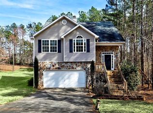 154 Hawk Ln, Carrollton, GA 30116