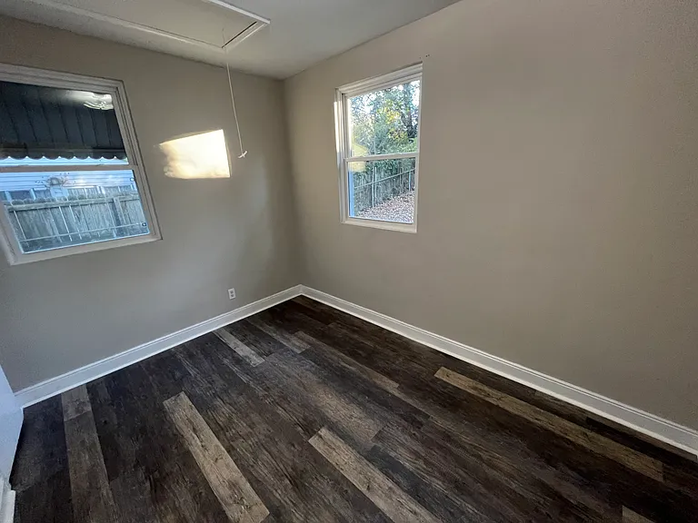 6611 Fitzhugh Ave — Photo 8