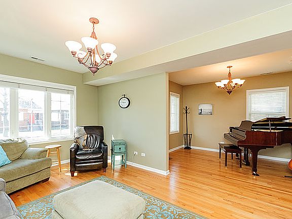 4th image of 1014 S Harvey Ave