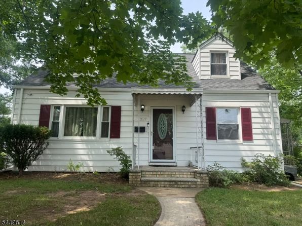 329 Ford Ave