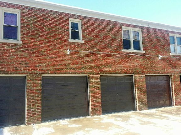 3rd image of 1329 N Harlem Ave APT 4