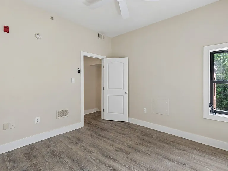 1507 N 17th St #2 — Photo 6