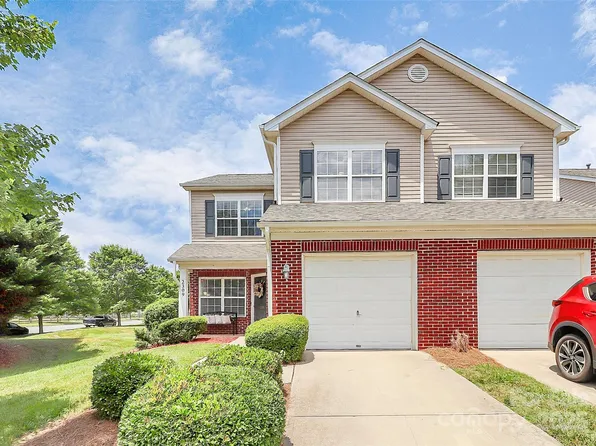 2309 Calabassas Ln, Matthews, NC 28105