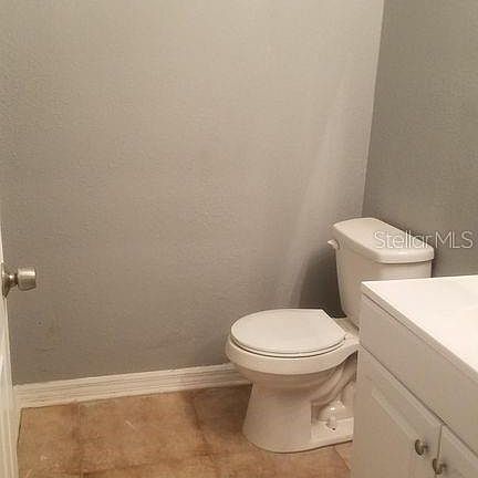 4th image of 647 Angela Ln