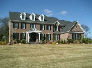 3 Legends Blvd, West Nyack, NY 10994