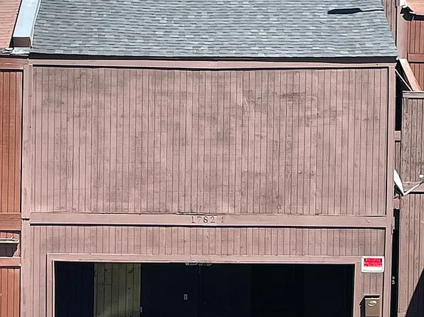 1782 First Green Dr, Memphis, TN 38116