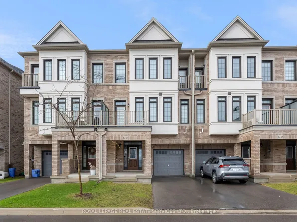 1238 Restivo Ln, Milton, ON L9E 1J9