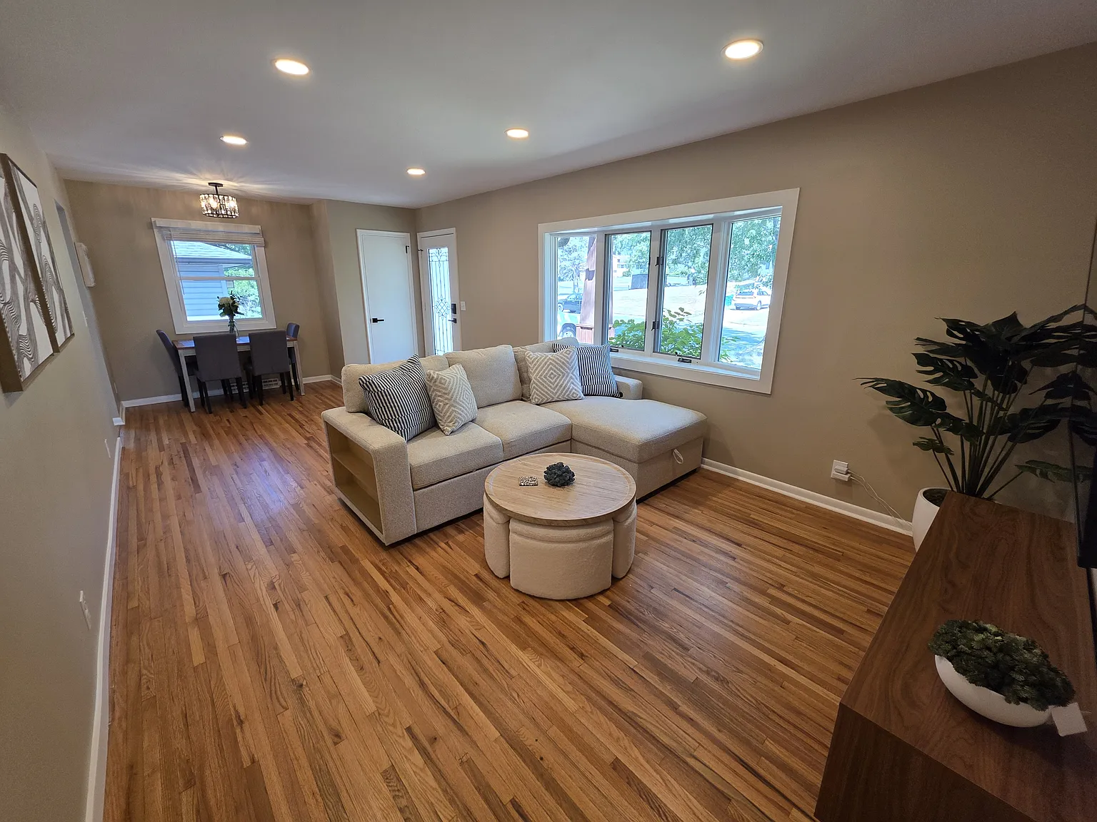 11124 Drew Ave S — Photo 2
