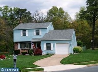 2 Kimberly Ct, Blackwood, NJ 08012