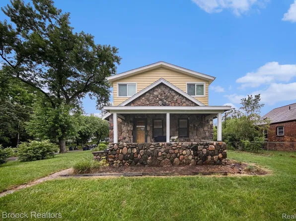 3301 Packard St, Ann Arbor, MI 48108