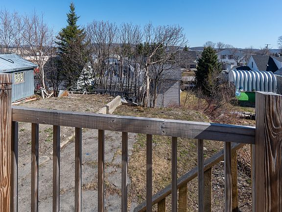 4th image of 430 St Thomas Street