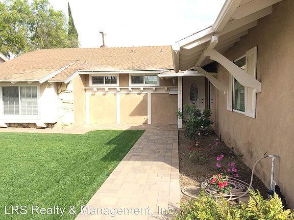 2nd image of 1554 N Boulder Ave