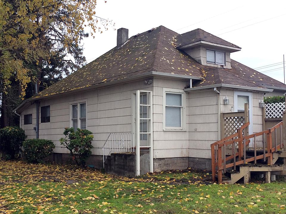 1st image of 9905 NE 117th Ave