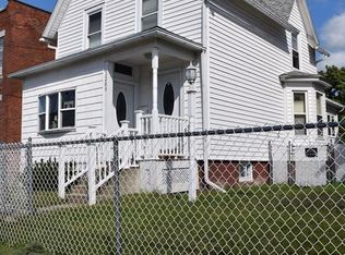 1289 Dwight St, Holyoke, MA 01040