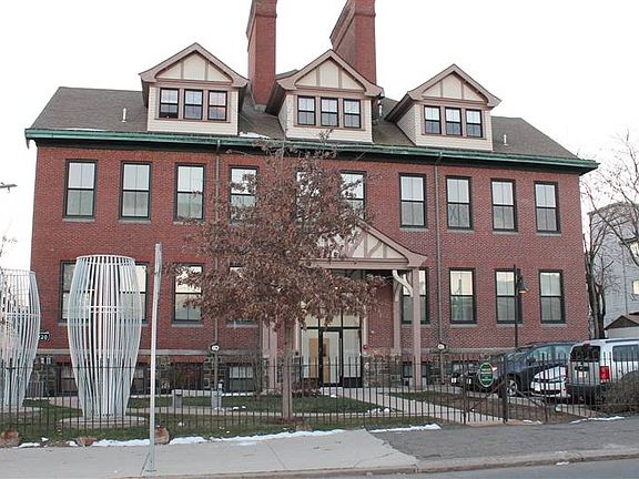 2nd image of 220 Spencer Ave Unit G4