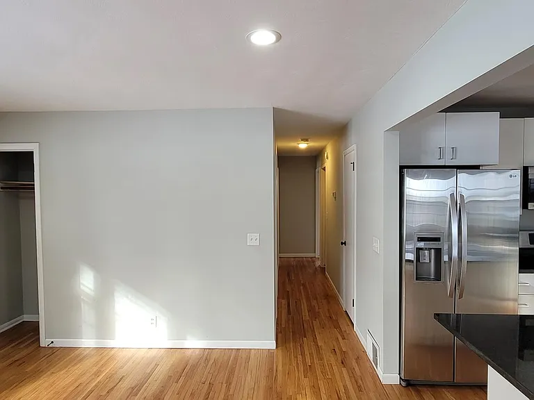 6923 Barberry Ln — Photo 9