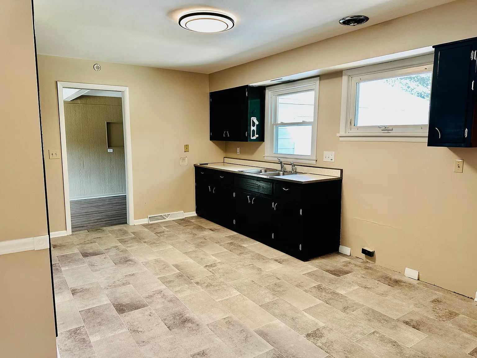 3 bed, 1506 sqft, $1,500 — Photo 4