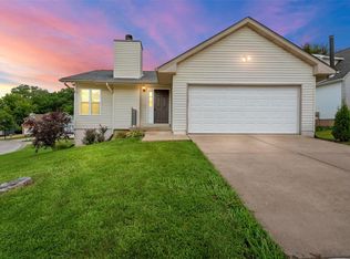 340 Indian Head Lodge Rd, Wright City, MO 63390