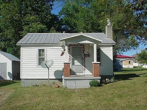 1st image of 714 Elm St