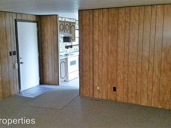 4th image of 2416 Wilder Ave
