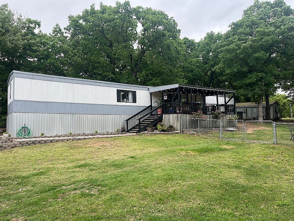 1st image of 10608 Pin Oak Rd