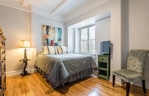 Sold by Compass | media 5