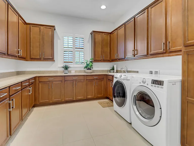 5166 Andros Dr — Photo 29