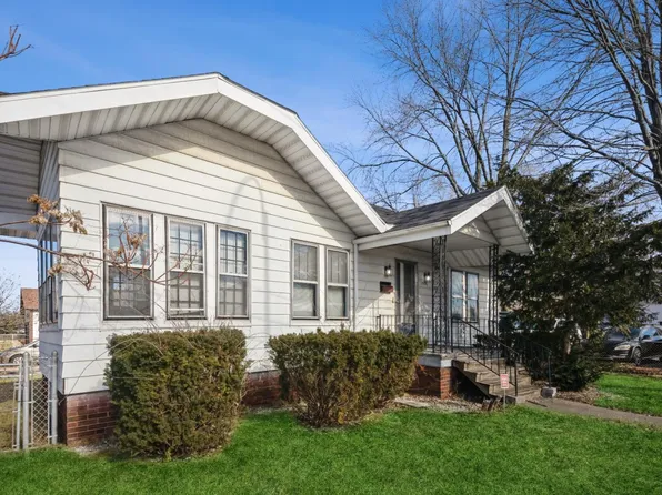 1906 E Michigan Blvd #B, Michigan City, IN 46360