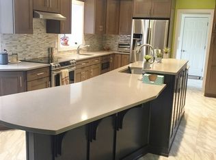 1486 Saucon Meadow Ct, Bethlehem, PA 18015