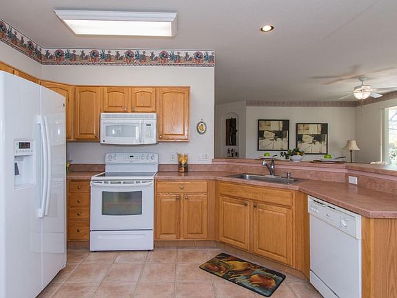 3rd image of 9641 N Arch Canyon Pl
