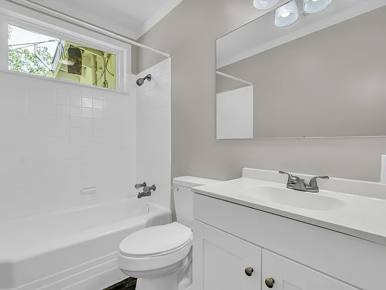 134 Poplar St — Photo 14