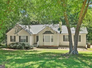 79 Brenda Ellen Dr, Newnan, GA 30265