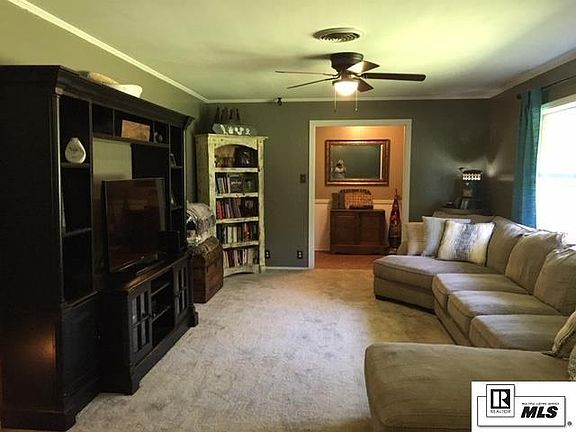 2nd image of 300 Elmwood Dr