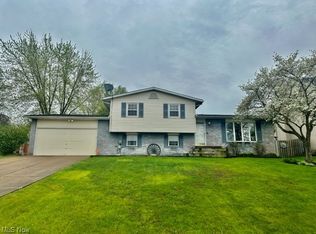 12376 Chestnut St NW, Canal Fulton, OH 44614