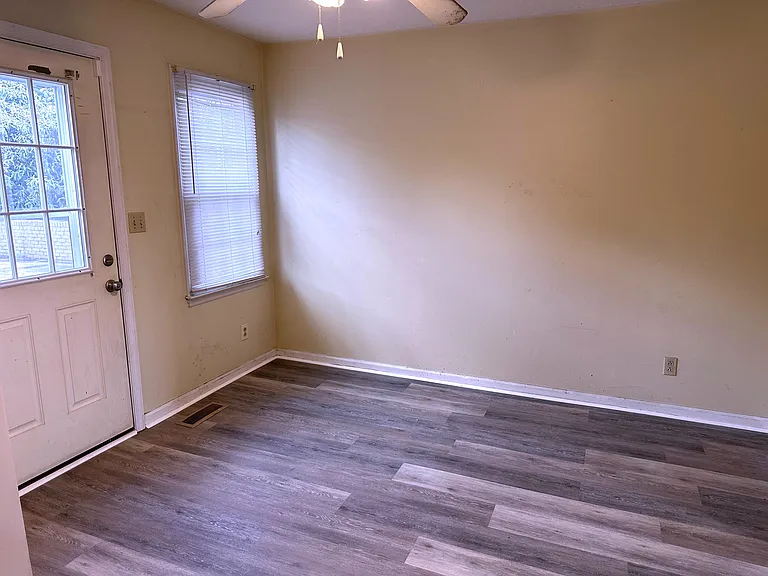 741 Ridgeview Dr — Photo 4