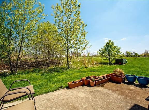 5th image of 9008 SW Macintosh Dr #1
