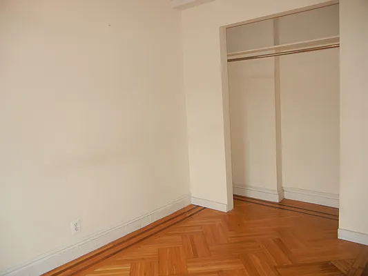 Rented by Brooklyn Heights Real Estate Inc | media 16